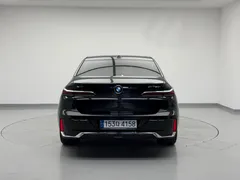 2023 BMW 7-Series 740i sDrive M Sport — фото 4
