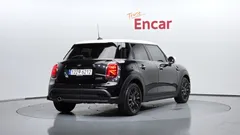 2024 Mini Cooper 5Door Classic — фото 2