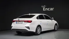 2021 Kia K3 Standard, белый — фото 2