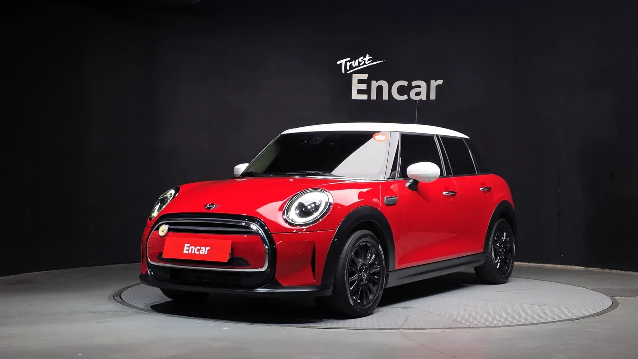 2024 Mini Cooper 5Door Classic