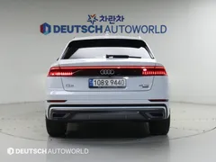 2023 Audi Q8 45 TDI Quattro Premium — фото 4