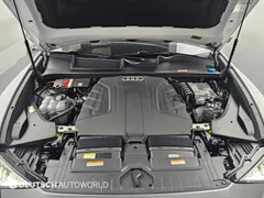 2023 Audi Q8 45 TDI Quattro Premium — фото 6