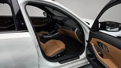 2023 BMW 3-Series 320d Touring M Sport — фото 11