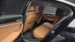 2023 BMW 5-Series 520i Luxury — фото 15