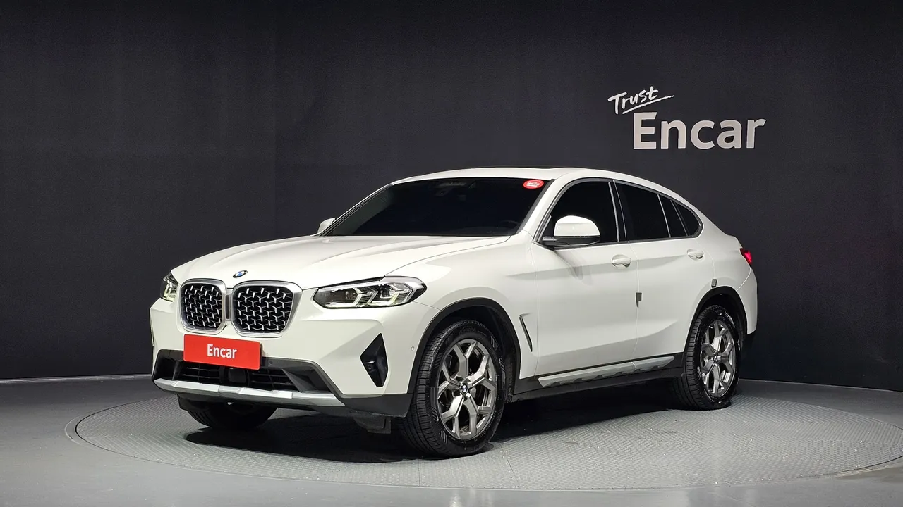 2022 BMW X4 xDrive20i xLine