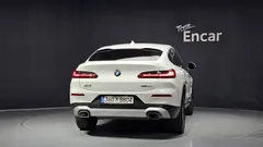 2022 BMW X4 xDrive20i xLine — фото 4