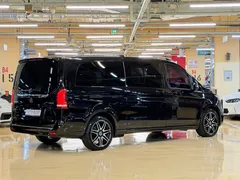 2022 Mercedes-Benz V-Class V300 CDI, чёрный — фото 2