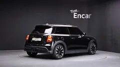 2023 Mini Cooper Classic Launch Pack — фото 2