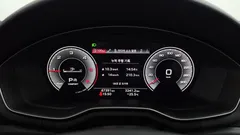 2023 Audi A4 40 TDI Quattro Premium — фото 8