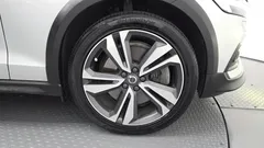 2021 Volvo V60 B5 Pro AWD, серебристый — фото 5