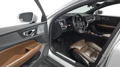 2021 Volvo V60 B5 Pro AWD, серебристый — фото 10