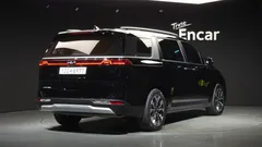 2023 Kia Carnival Diesel 9-Seater Prestige — фото 2