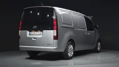 2023 Hyundai Staria Cargo 3-Seater — фото 2