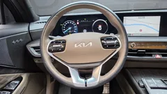 2023 Kia K8 Signature — фото 13