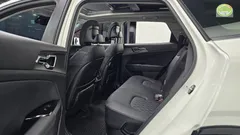 2023 Kia Sportage Signature 2WD — фото 12