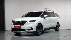 2022 Kia Carnival Diesel 9-Seater Prestige — фото 1