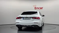 2023 Mercedes-Benz E-Class E250 AMG Line — фото 4