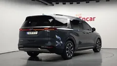 2023 Kia Carnival Diesel 7-Seater Signature — фото 2