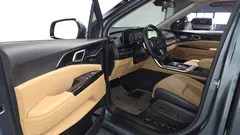 2023 Kia Carnival Diesel 7-Seater Signature — фото 10