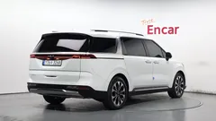 2023 Kia Carnival Diesel 9-Seater Noblesse — фото 2