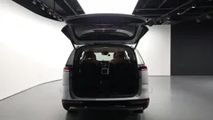 2023 Kia Carnival Diesel 9-Seater Noblesse — фото 20