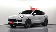 2023 Porsche Cayenne 3.0, серо-серебристый — фото 1