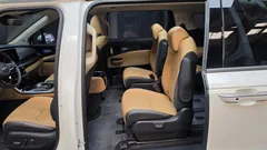 2023 Kia Carnival Gasoline 9-Seater Signature — фото 12