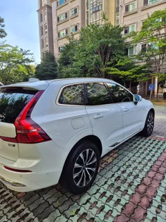 2023 Volvo XC60 B5 Ultimate Bright — фото 4