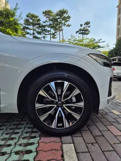 2023 Volvo XC60 B5 Ultimate Bright — фото 7