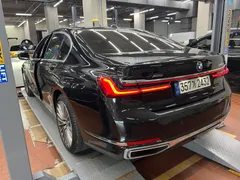 2022 BMW 7-Series 730d xDrive Design Pure Excellence — фото 3