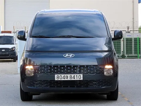 2023 Hyundai Staria Cargo 3-Seater