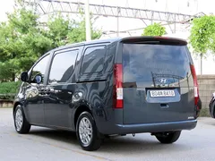 2023 Hyundai Staria Cargo 3-Seater — фото 3