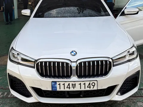 2022 BMW 5-Series 530i xDrive M Sport Package