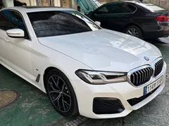 2022 BMW 5-Series 530i xDrive M Sport Package — фото 2