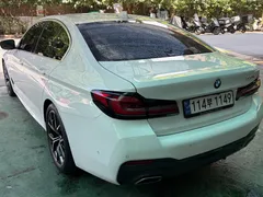 2022 BMW 5-Series 530i xDrive M Sport Package — фото 6