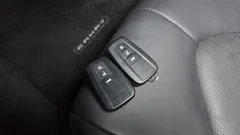2024 Toyota Camry 2.5 XSE Hybrid — фото 19