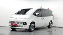 2023 Hyundai Staria Tourer 9-Seater — фото 12