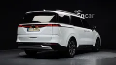 2023 Kia Carnival Gasoline 7-Seater Signature — фото 2