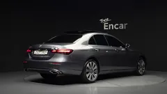 2022 Mercedes-Benz E-Class E450 4MATIC Exclusive — фото 2