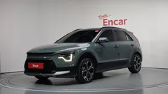 2022 Kia Niro Signature — фото 1