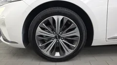 2023 Kia K8 Signature — фото 5