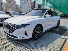 2023 Hyundai Grandeur 3.0 LPi Rent Car — фото 4