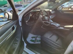 2023 Hyundai Grandeur 3.0 LPi Rent Car — фото 18