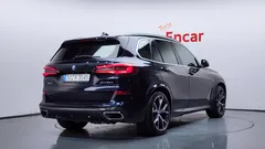 2022 BMW X5 xDrive 45e M Sport — фото 2