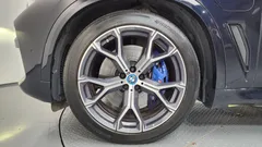 2022 BMW X5 xDrive 45e M Sport — фото 5