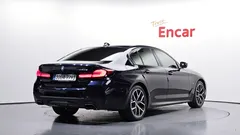 2022 BMW 5-Series 530e M Sport — фото 2