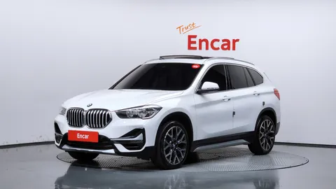 2022 BMW X1 xDrive 20i xLine