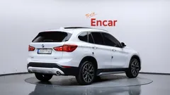 2022 BMW X1 xDrive 20i xLine — фото 2