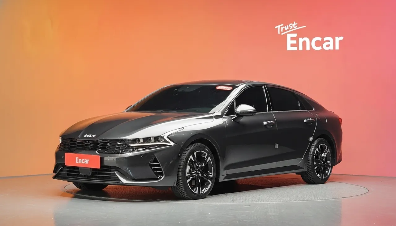2023 Kia K5 Signature