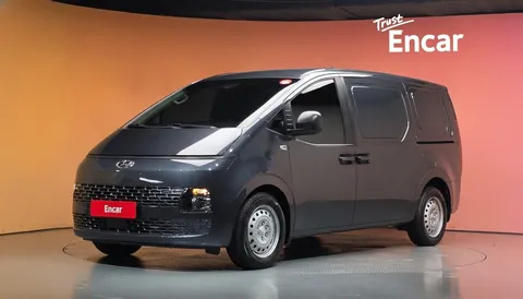2023 Hyundai Staria Cargo 3-Seater